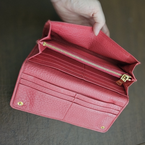 Prada wallet - Picture 4 of 6